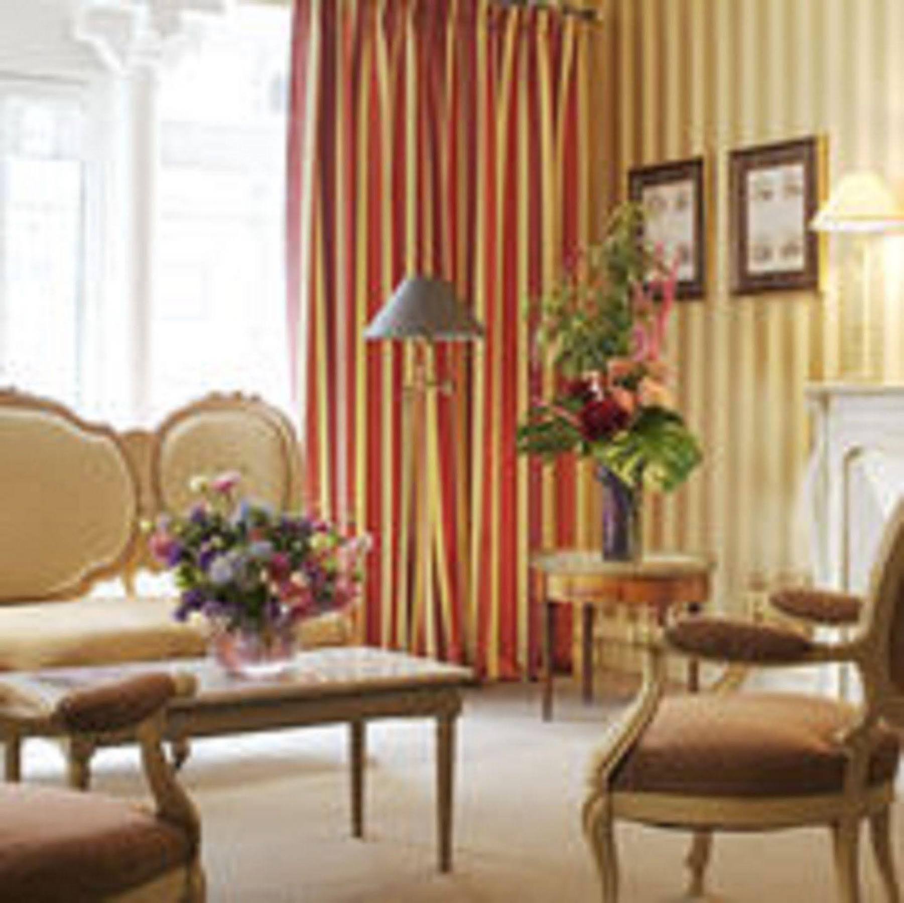 France Louvre Hotel Paris Exterior foto